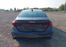 2022 KIA FORTE GT LINE