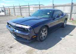 2013 DODGE CHALLENGER SXT