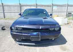 2013 DODGE CHALLENGER SXT