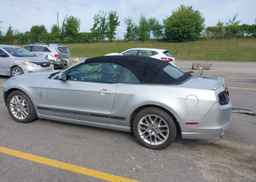 2013 FORD MUSTANG