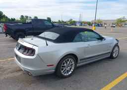 2013 FORD MUSTANG
