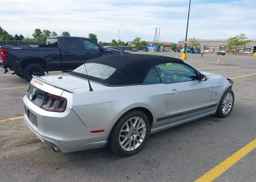 2013 FORD MUSTANG