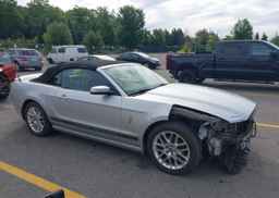 2013 FORD MUSTANG