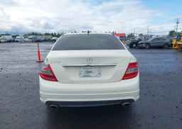 2009 MERCEDES-BENZ C 300