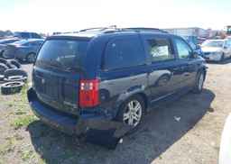 2010 DODGE GRAND CARAVAN SE