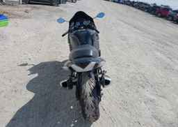 2011 KAWASAKI ZX1400 C
