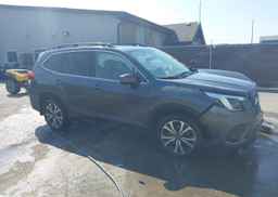 2022 SUBARU FORESTER LIMITED