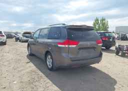 2012 TOYOTA SIENNA V6 7 PASSENGER