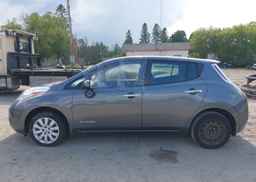 2017 NISSAN LEAF S