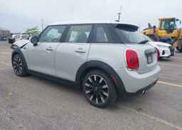 2017 MINI 5 DOOR COOPER