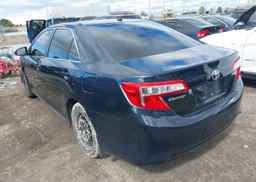 2014 TOYOTA CAMRY LE