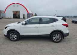2019 NISSAN QASHQAI S