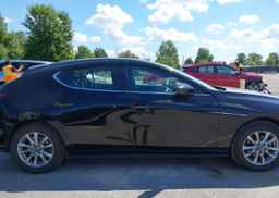 2025 MAZDA MAZDA3 GS