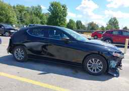 2025 MAZDA MAZDA3 GS