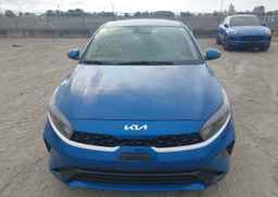 2022 KIA FORTE GT LINE