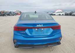 2022 KIA FORTE GT LINE