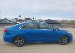 2022 KIA FORTE GT LINE