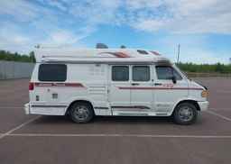 1997 DODGE RAM VAN B3500