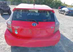 2014 TOYOTA Prius c