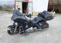 2018 HARLEY-DAVIDSON FLHTCU ULTRA CLASSIC ELECTRA GLD
