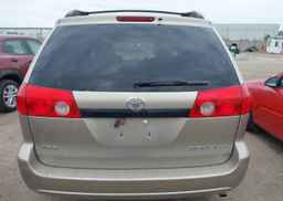 2009 TOYOTA SIENNA CE 8 PASSENGER