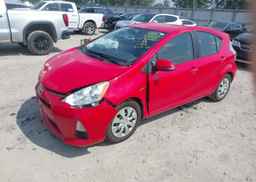 2014 TOYOTA Prius c