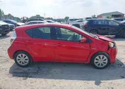 2014 TOYOTA Prius c