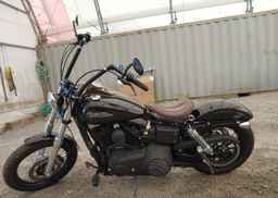 2010 HARLEY-DAVIDSON FXDB