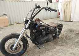 2010 HARLEY-DAVIDSON FXDB