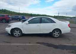 2003 TOYOTA CAMRY LE V6