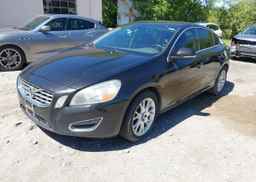 2013 VOLVO S60 T5