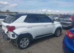 2022 HYUNDAI VENUE SE