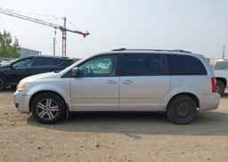 2010 DODGE GRAND CARAVAN SE