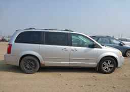 2010 DODGE GRAND CARAVAN SE