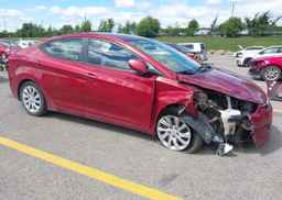 2013 HYUNDAI ELANTRA