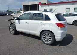 2011 MITSUBISHI RVR
