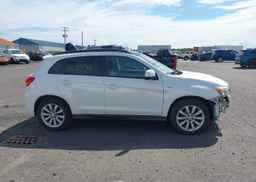 2011 MITSUBISHI RVR