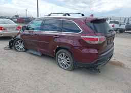 2015 TOYOTA highlander xle