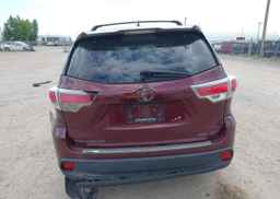 2015 TOYOTA highlander xle