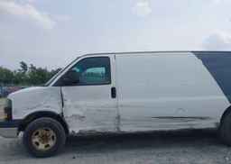 2014 GMC SAVANA 3500 1WT