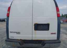 2014 GMC SAVANA 3500 1WT