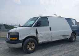 2014 GMC SAVANA 3500 1WT