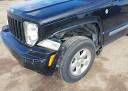 2010 JEEP LIBERTY SPORT