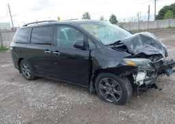 2020 TOYOTA SIENNA SE
