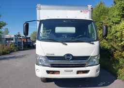 2016 HINO 195
