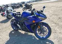 2018 YAMAHA YZFR3 A
