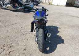 2018 YAMAHA YZFR3 A