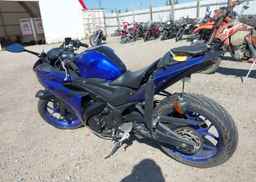 2018 YAMAHA YZFR3 A