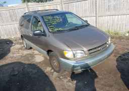 1998 TOYOTA SIENNA LE
