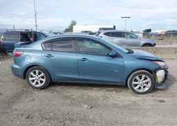 2011 MAZDA 3 I